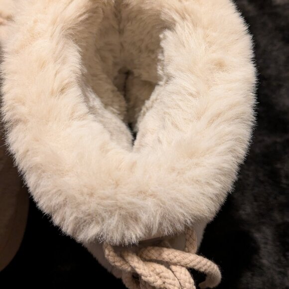 Creme beige faux fur women's strappy ties ankle boot,size8 - Picture 5 of 6